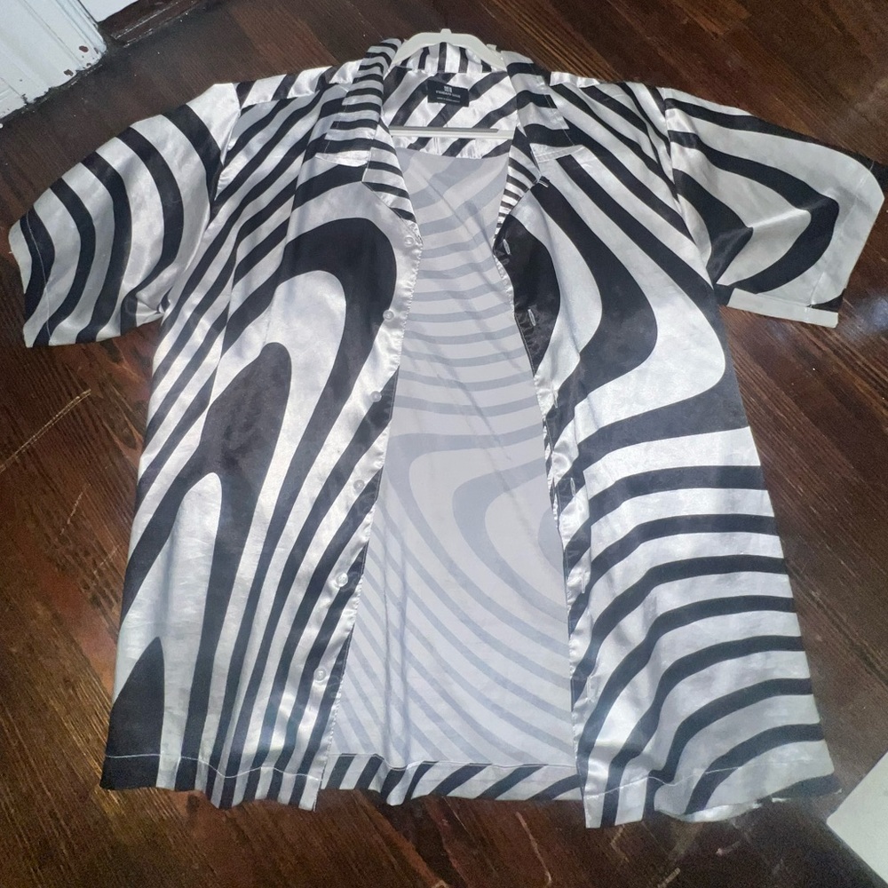 Trippy Black and White Striped Shirt